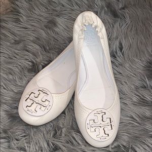 Tory Burch Cream Flats Size 9